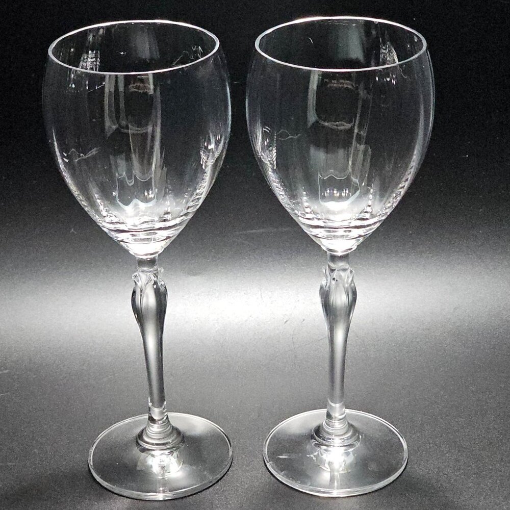 2 Mikasa Spring Petals Wine Glasses 8.25" vintage sculpted stem romantic floral